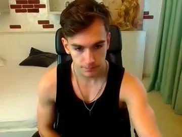 Join 19 years old bradyflint from Chaturbate bradyflint from Chaturbate