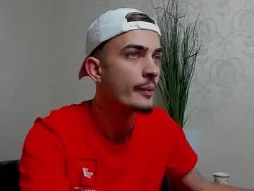 brandontatex on Chaturbate