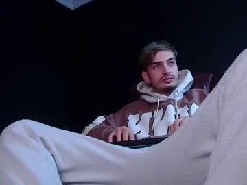 brandontatex on Chaturbate