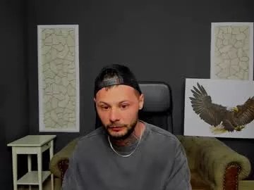 brianhunts on Chaturbate