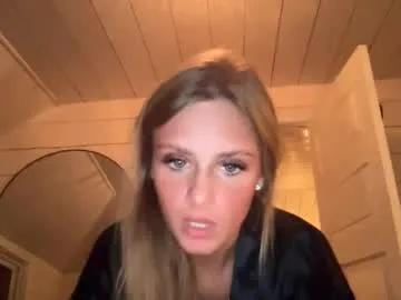 Watch 20 years old carlybora from Chaturbate carlybora from Chaturbate