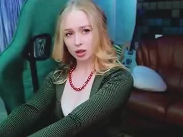 carolinedjoi from Chaturbate