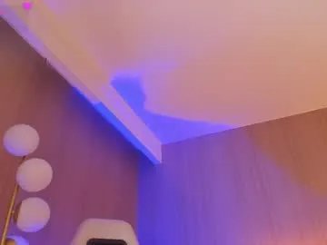 Freechat caseypierce_ on Chaturbate