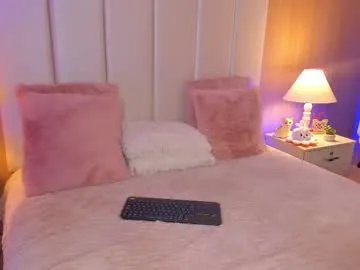 Freechat caseypierce_ on Chaturbate