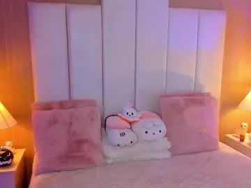 Freechat caseypierce_ on Chaturbate