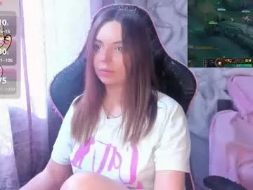 Freechat catisyfury on Chaturbate