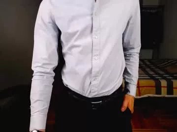 charlieseyer on Chaturbate