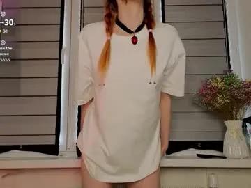 Freechat cherrypepperkiss on Chaturbate