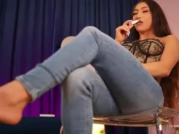 chloemin_ on Chaturbate