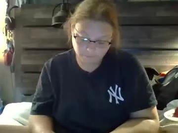 creamymadona from Chaturbate