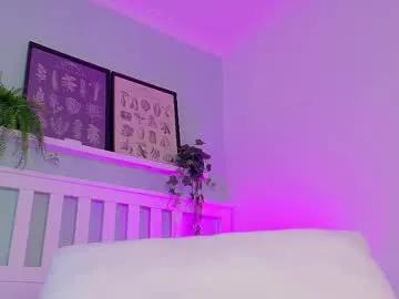 cristalcornner_ on Chaturbate