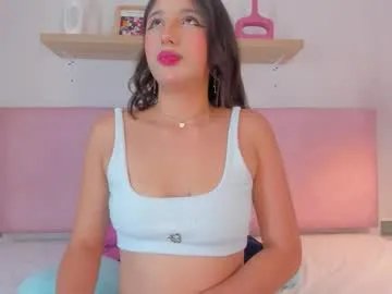 Freechat cristalfoxy_ on Chaturbate