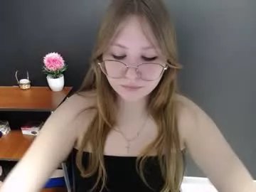 cute_minx on Chaturbate