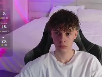 Freechat cute_thomas on Chaturbate