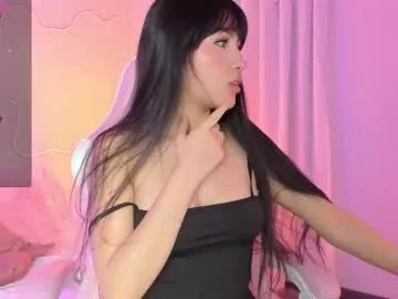 Freechat cuteezoe on Chaturbate