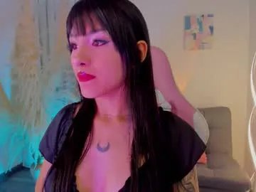 Freechat cuteezoe on Chaturbate