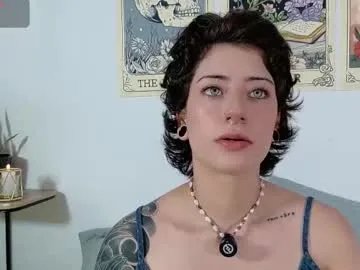 dan_universe on Chaturbate