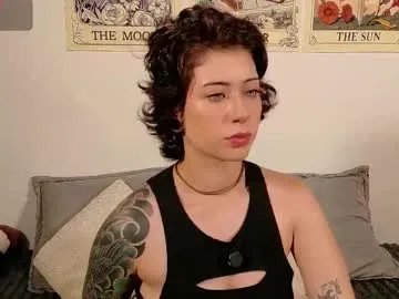 dan_universe on Chaturbate