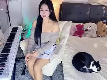 Freechat dancingbaby_qinqin on Chaturbate