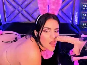 Join Daniwhatson, she wants to masturbate for you daniwhatson from Chaturbate