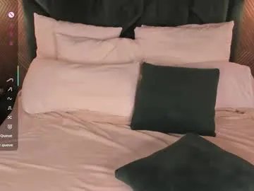 debbie_wools on Chaturbate