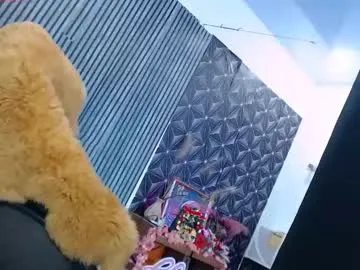 deliouscum — your back your sluty gurl cum shoot ready serve u #asian #wifematerial #daddysgirl #bigcock #sexy [557 tokens remaining]