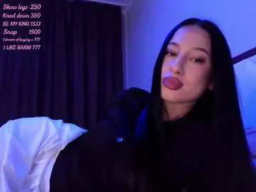 delly_love on Chaturbate 