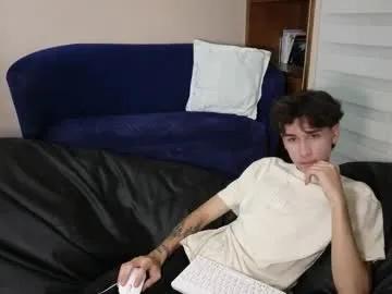 Freechat derekswan on Chaturbate