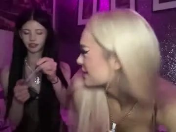 diamond_the_blonde on Chaturbate