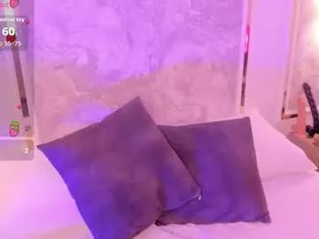 doll_eyeess_ on Chaturbate