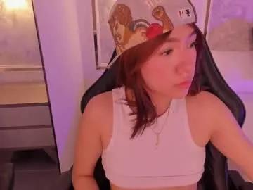 doll_eyeess_ on Chaturbate