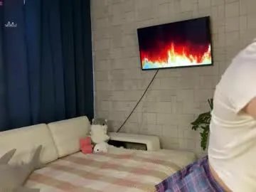 dontouchmyass — Goal: Try doggy and spank? #smalltits #young #feet #bigass #anal [81 tokens remaining]