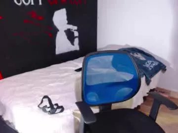 Freechat dostoyrodia_34 on Chaturbate