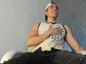 Freechat dylan_cross_ on Chaturbate