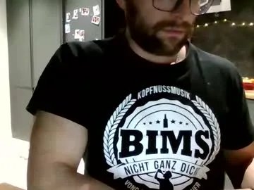 elegantik from Chaturbate