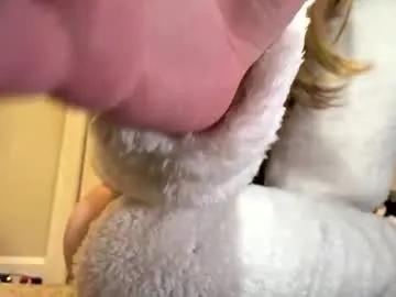 Discover sexy camslut Elenore_hoesevelt elenore_hoesevelt from Chaturbate