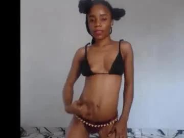 ellababy8 on Chaturbate 