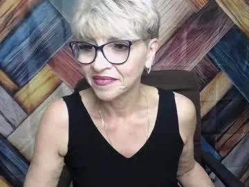 Freechat ellabonito on Chaturbate