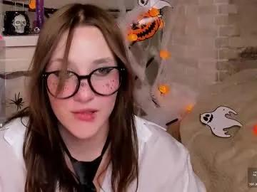 elle_wooods from Chaturbate