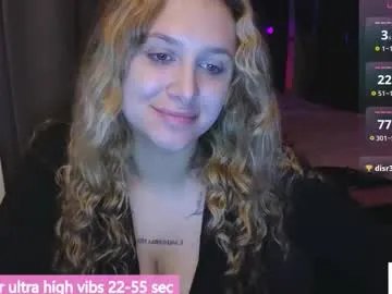 ellielawson on Chaturbate