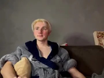 elvin_vaenight on Chaturbate