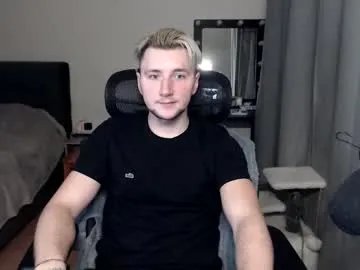 elvin_vaenight on Chaturbate