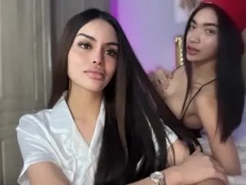 Freechat elyshunter on Chaturbate