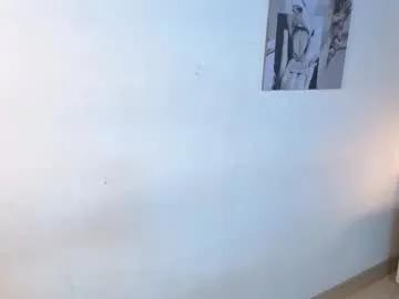 Private emmi_collins on Chaturbate