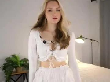 Checkout 18 years old emmiemurray from Chaturbate emmiemurray from Chaturbate