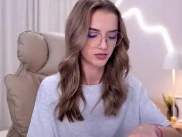 Explore Entya, she wants to masturbate for you entya from Chaturbate