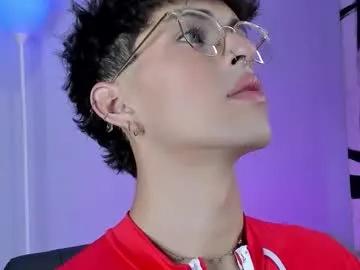 erisleon from Chaturbate