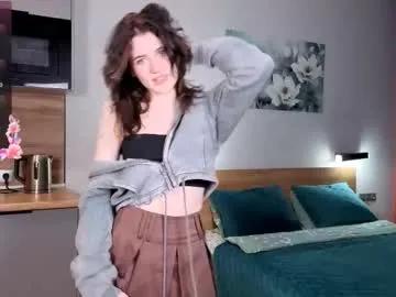 Freechat eshleeeygreen on Chaturbate
