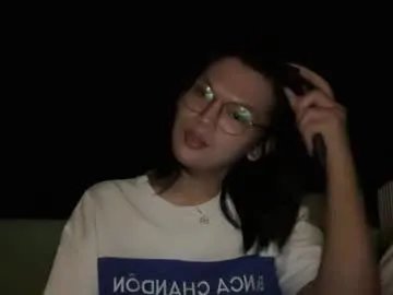 Freechat esilchan on Chaturbate