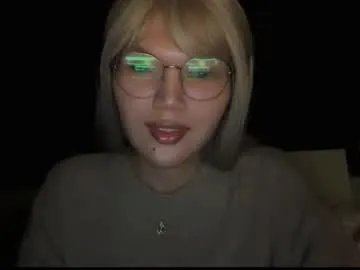 Freechat esilchan on Chaturbate